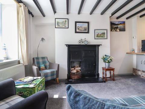 Railway Cottage House in Penrhyndeudraeth