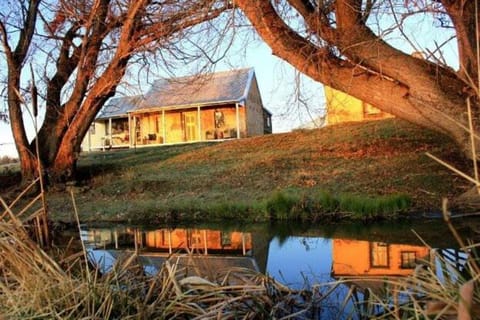 Ratho Farm Hotel in Tasmania