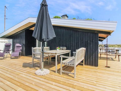 Holiday Home Scarlett - all inclusive - 300m from the sea by Interhome Maison in Blåvand