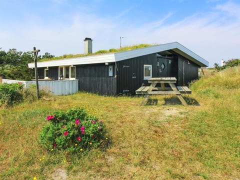 Holiday Home Scarlett - all inclusive - 300m from the sea by Interhome Maison in Blåvand