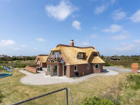 Holiday Home Stillan - all inclusive - 150m from the sea by Interhome House in Blåvand