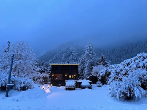 Chalet 8 Etoiles Chalet in Chamonix