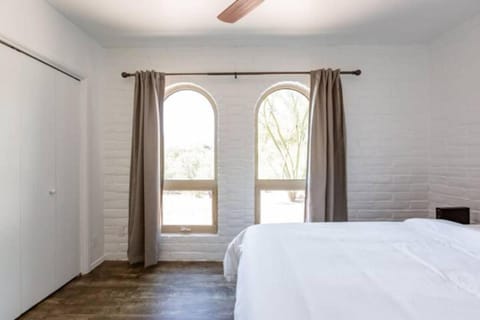 Driftwood Tucson Oasis - ScenicViews - KingBed Maison in Tanque Verde