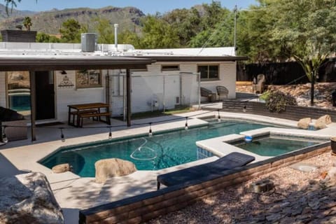 Driftwood Tucson Oasis - ScenicViews - KingBed Haus in Tanque Verde