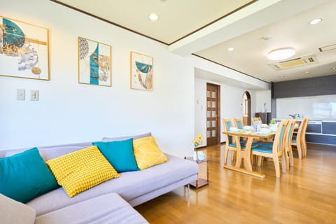 Near Shibuya! 150 sq m Private floor & Japanese garden Condo in Yokohama