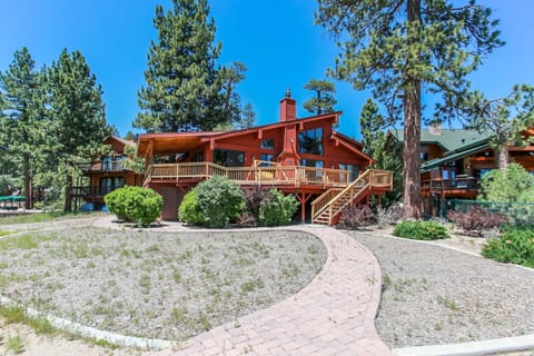 Property building, Garden, Garden view