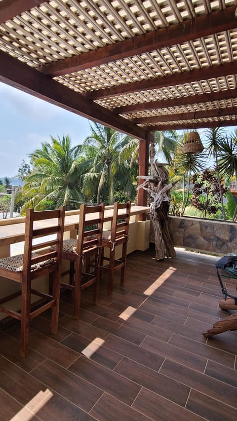 Garden, View (from property/room), Balcony/Terrace