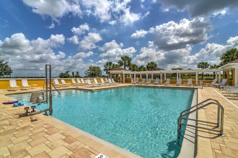 The Villages Getaway Patio and Community Perks! Casa in The Villages