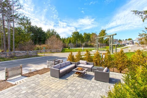 Natural landscape, Garden, Seating area