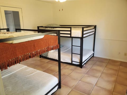 Private rooms in Spanish Villa Vacation rental in Leon Valley
