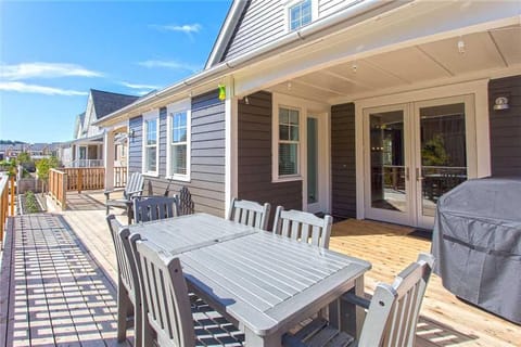 Balcony/Terrace, Seating area, Dining area