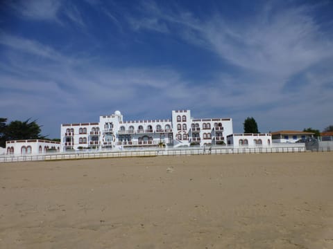 Appartement bord de plage Tranche s/mer Condo in La Tranche-sur-Mer