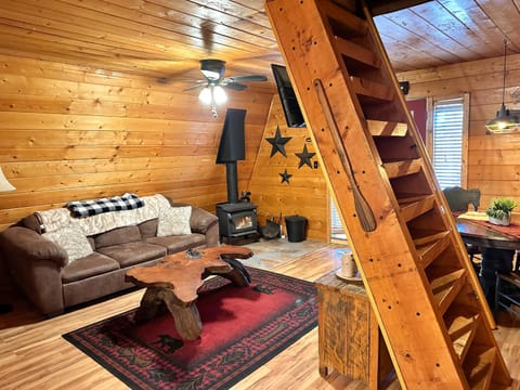 Camp Knotty Pines House in Heber-Overgaard