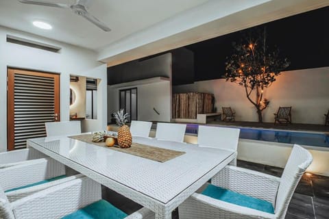 New La Manzanilla Paradise Vibrant Pool Home Villa in La Manzanilla