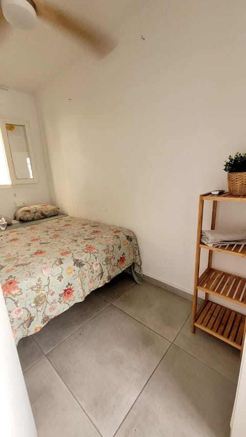 CISNE Hostal by Nest Bed and Breakfast in Sant Antoni Portmany