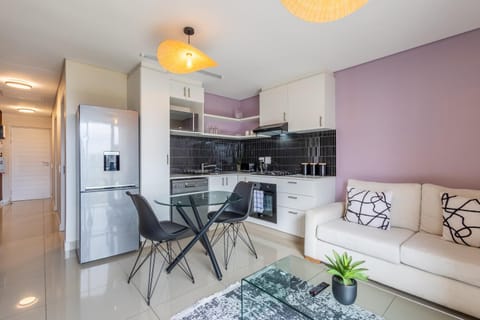 PHOLA The Millennial uMhlanga Apartment in Umhlanga