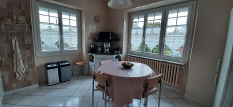 L'Enclos des Lys -appartement Apartamento in Aurillac