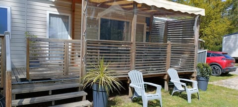 BUNGALOW - Cap Ferret Campground/ 
RV Resort in Lege-Cap-Ferret