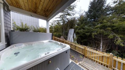 Day, Natural landscape, Hot Tub