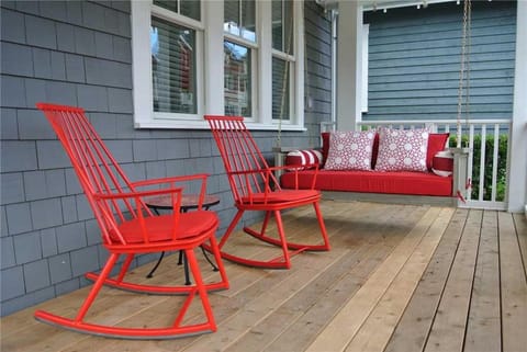 Patio, Seating area