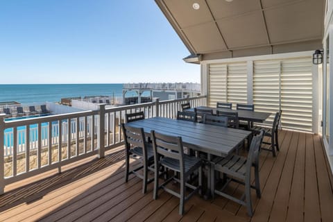 Day, View (from property/room), Balcony/Terrace, Beach, Sea view