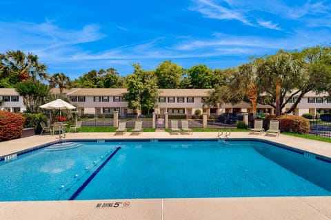 Starfish Shores Apartment in Saint Simons Island