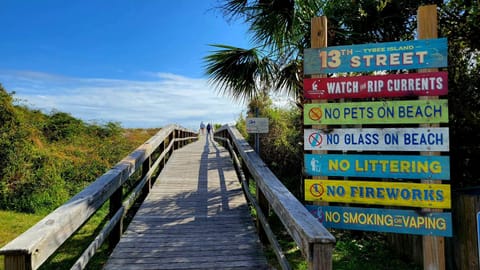 Twelve Palms Cottage by Tybee Beach Vacation Rentals House in Tybee Island