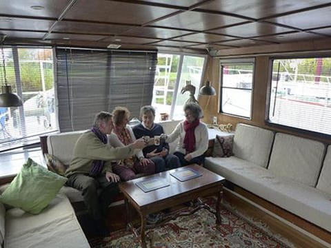 Houseboat near Orly Docked boat in Île-de-France