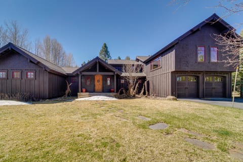 Stunning Truckee Home with Private Patio and Gas Grill Casa in Truckee