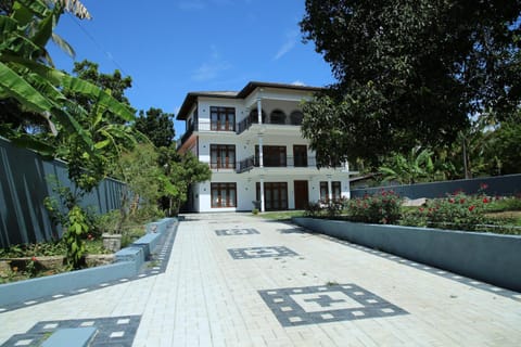 Property building, Street view