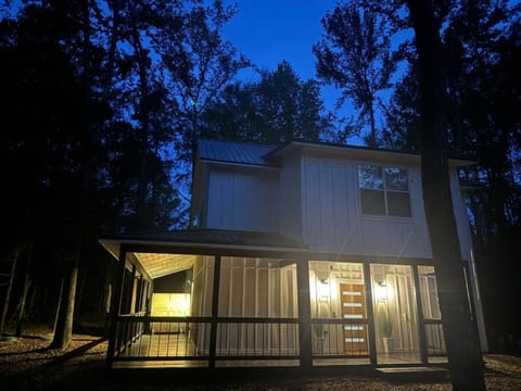 The Moonlight Dream Cabin! House in Broken Bow