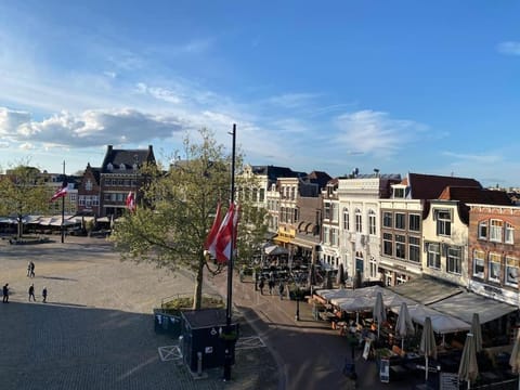 Apartment City Center Terrace with Iconic View Copropriété in Gouda