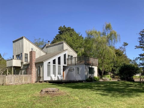 Grey Whale House in Mendocino County