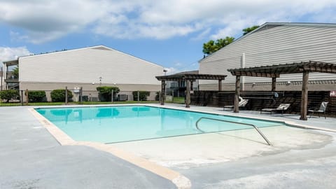 Property building, Pool view, Swimming pool