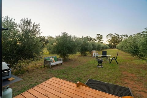 The Little Grove Retreat by Tiny Away House in West Wyalong