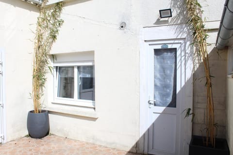 Patio, Balcony/Terrace