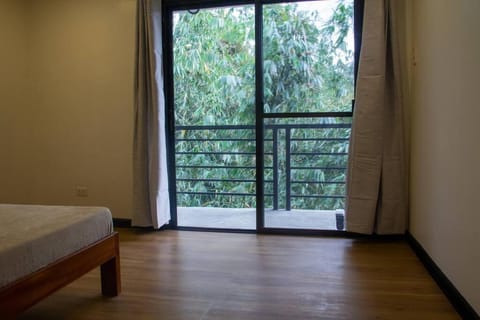 Bed, View (from property/room), Balcony/Terrace, Bedroom