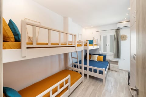 Bed, Photo of the whole room, Bedroom, bunk bed, wardrobe, air conditioner