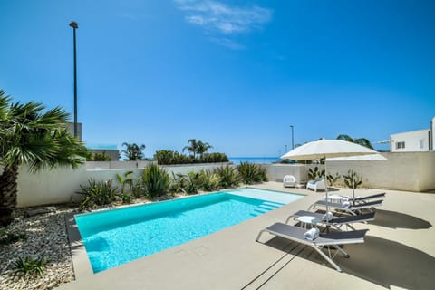 Patio, Day, Natural landscape, Solarium, Pool view, Sea view, Swimming pool, sunbed