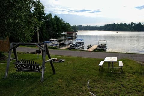 Bull Frog Bay #1 - Downtown Minocqua House in Minocqua