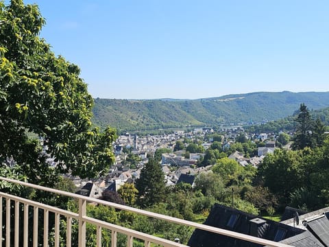 Balcony/Terrace, Mountain view, River view