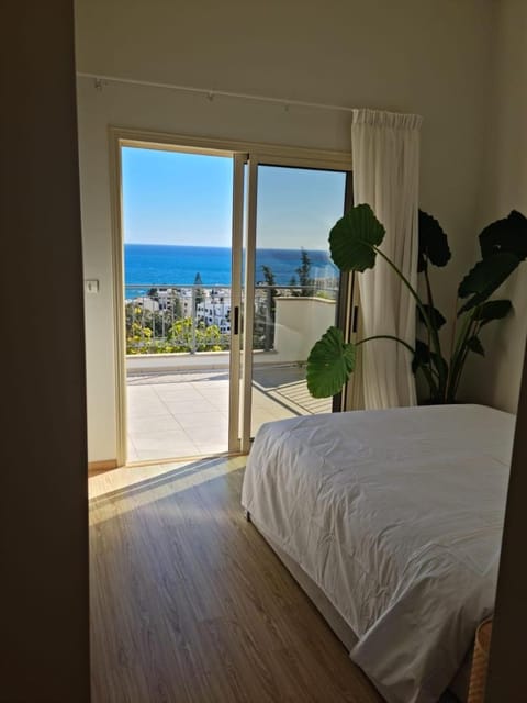 View (from property/room), Bedroom, Sea view