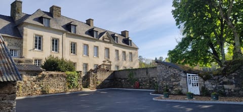 Gites du Manoir de Kergoniou Saint Joseph Bed and Breakfast in Paimpol