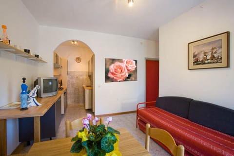 Dining area, Bedroom