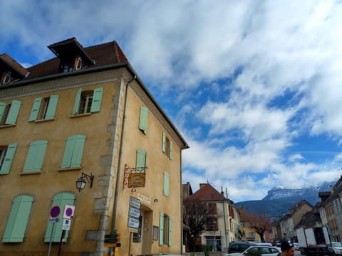 Property building, City view, Mountain view, Street view