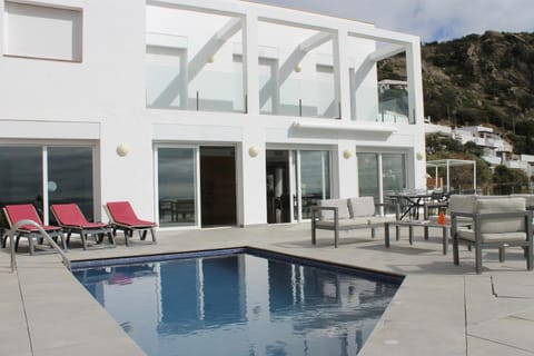 Patio, Pool view, Swimming pool