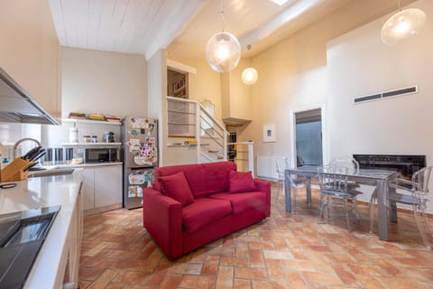 Living room, Seating area, Dining area, oven, stove