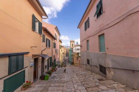 Il Nido di Bianca - Goelba Apartment in Portoferraio