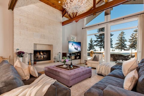 Luxury Home, Hot Tub, Outdoor Recreation! Deer Valley Silver Lake 6977 House in Park City