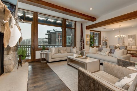 Fitness center, hot tub, patio, BBQ, fireplace - Deer Valley Silver Strike Serenity Ski-in and out House in Park City